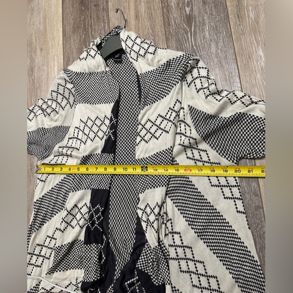 🛍️ mia Maddison beautiful high low open cardiganshrug size X-Large excellent. - Picture 5 of 7